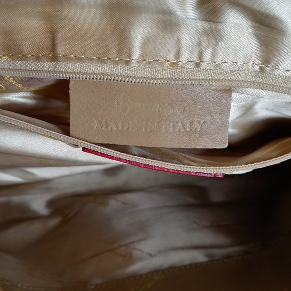 Michael Rome Designs Red Croco Embossed Handbag - Picture 11 of 12